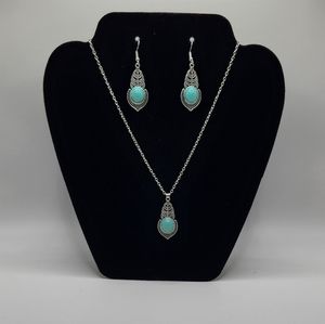 Beautiful Earrings and Necklace‎